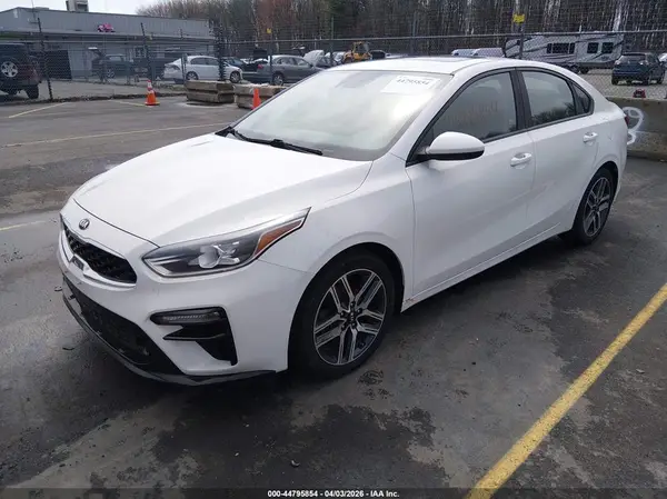 3KPF34AD8KE046261 2019 KIA FORTE - Image 2
