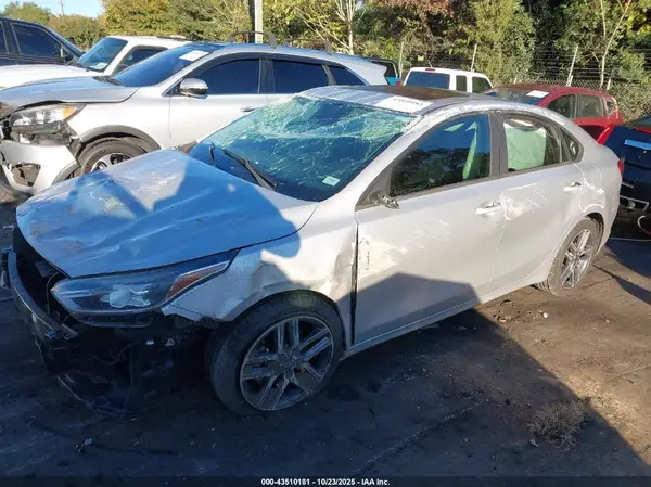 3KPF34AD8KE062380 2019 KIA FORTE - Image 2