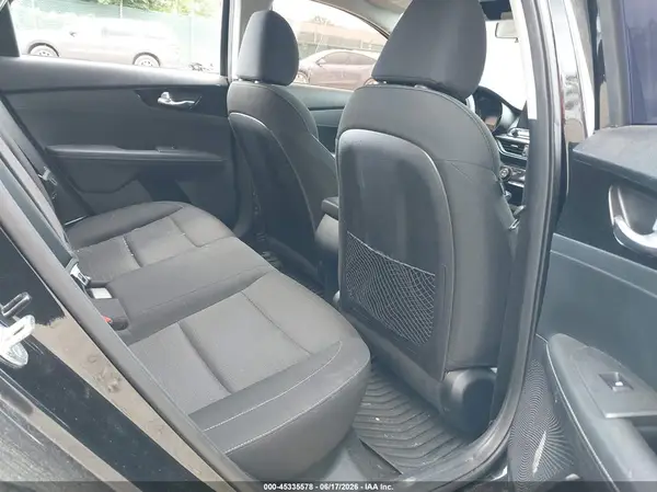 3KPF34AD8KE063254 2019 KIA FORTE - Image 8