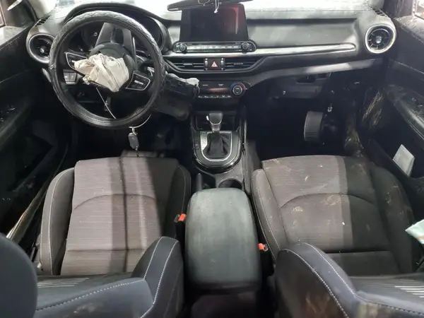 3KPF34AD8KE063903 2019 KIA FORTE - Image 8