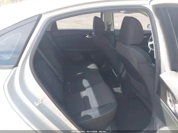 3KPF34AD8KE071029 2019 KIA FORTE - Image 8