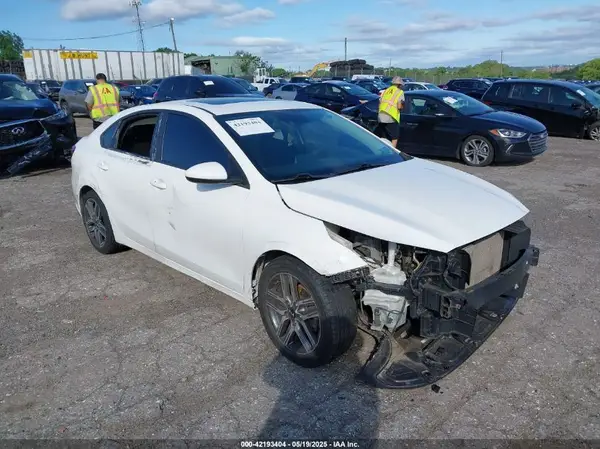 3KPF34AD8KE078529 2019 KIA FORTE - Image 1