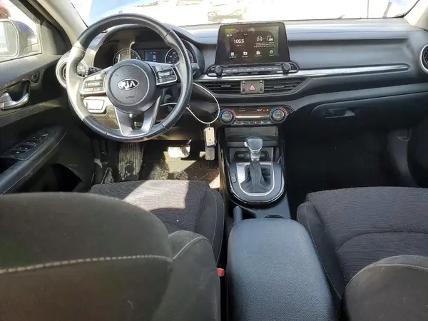 3KPF34AD8KE104269 2019 KIA FORTE - Image 8