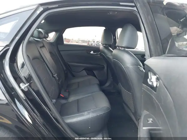 3KPF34AD8LE153537 2020 KIA FORTE - Image 8