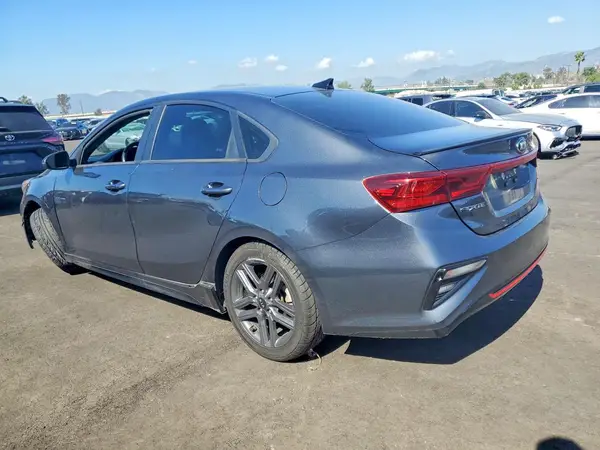 3KPF34AD8ME263215 2021 KIA FORTE - Image 2