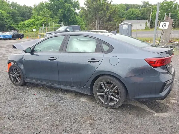 3KPF34AD8ME276353 2021 KIA FORTE - Image 2
