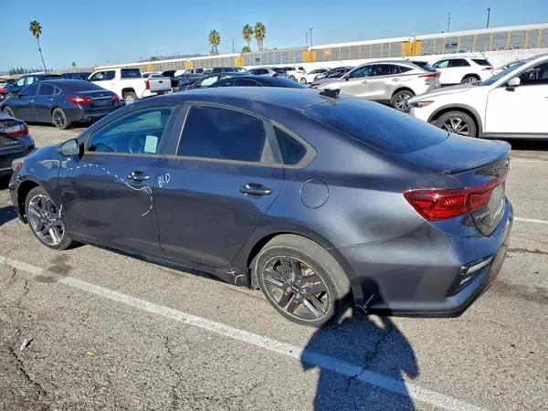 3KPF34AD8ME281083 2021 KIA FORTE - Image 2
