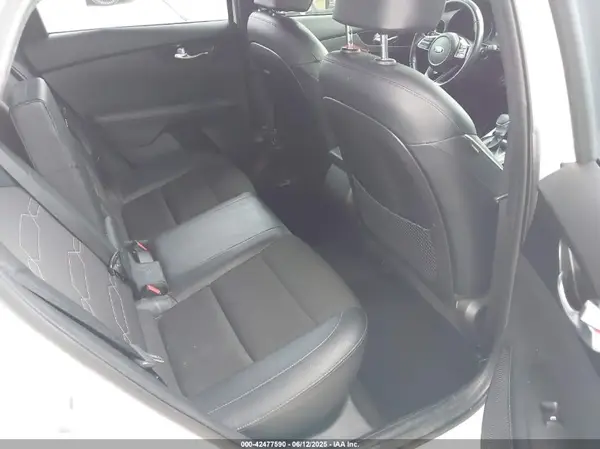 3KPF34AD8ME297770 2021 KIA FORTE - Image 8