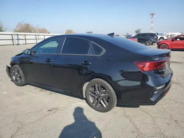 3KPF34AD8ME318004 2021 KIA FORTE - Image 2