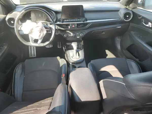 3KPF34AD8ME318004 2021 KIA FORTE - Image 8