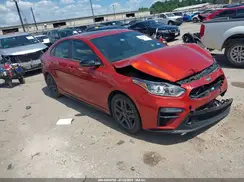 3KPF34AD8ME318990 2021 KIA FORTE