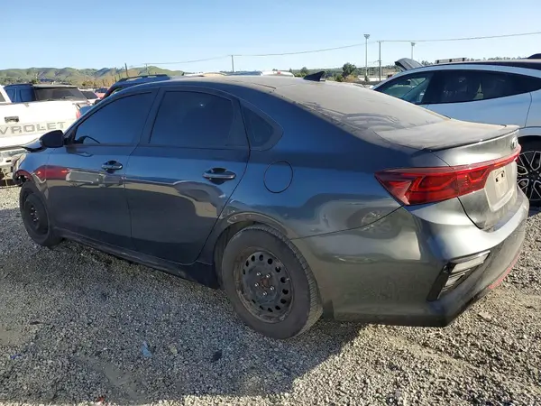 3KPF34AD8ME321470 2021 KIA FORTE - Image 2