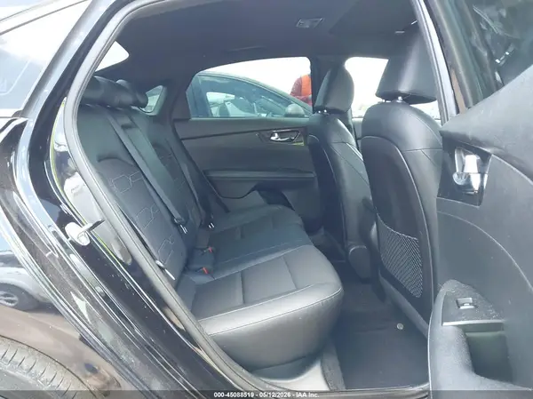 3KPF34AD8ME374623 2021 KIA FORTE - Image 8