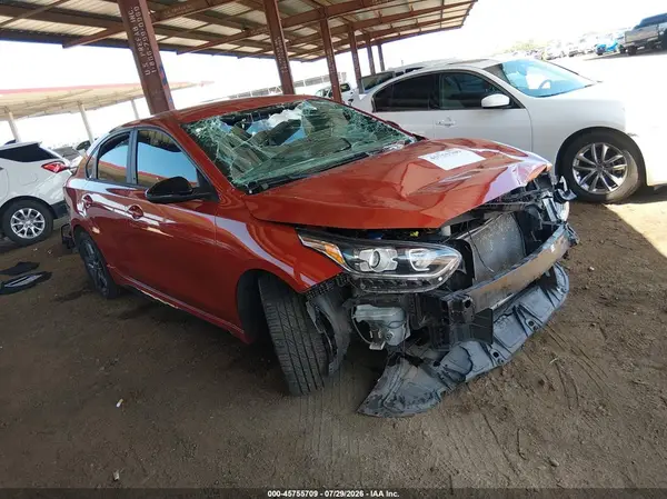 3KPF34AD8ME377747 2021 KIA FORTE - Image 1