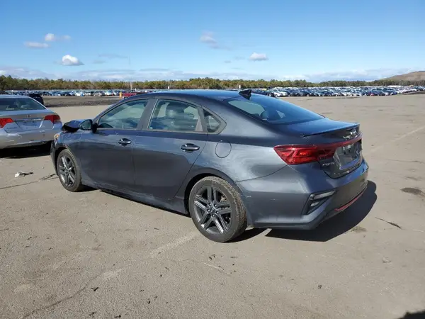 3KPF34AD8ME382916 2021 KIA FORTE - Image 2