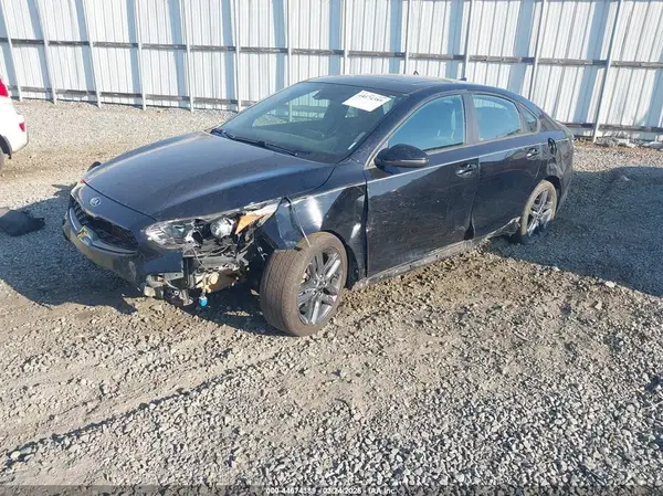 3KPF34AD8ME389834 2021 KIA FORTE - Image 2