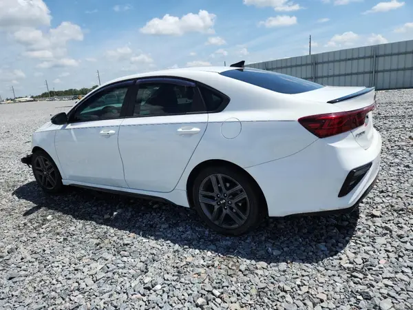 3KPF34AD8ME393463 2021 KIA FORTE - Image 2