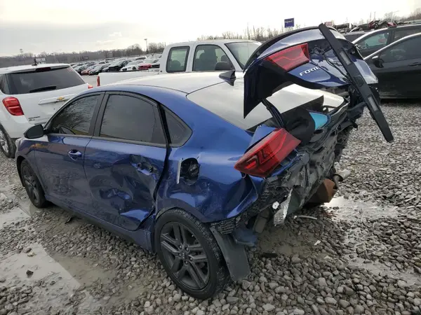 3KPF34AD8ME404574 2021 KIA FORTE - Image 2