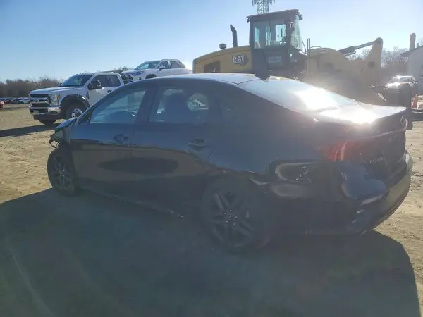 3KPF34AD8ME405269 2021 KIA FORTE - Image 2