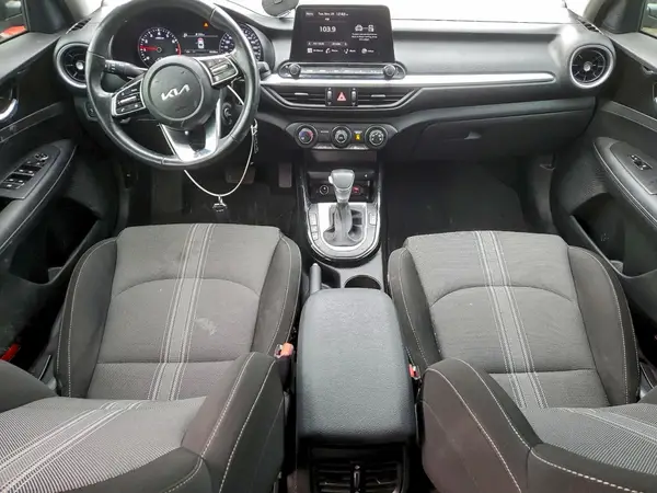 3KPF34AD8PE570551 2023 KIA FORTE - Image 8