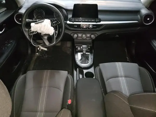 3KPF34AD8PE669158 2023 KIA FORTE - Image 8