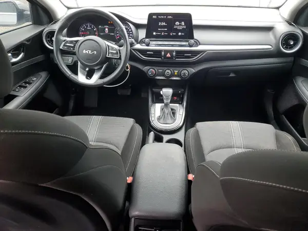 3KPF34AD8PE672013 2023 KIA FORTE - Image 8