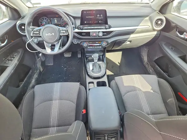 3KPF34AD8RE824584 2024 KIA FORTE - Image 8