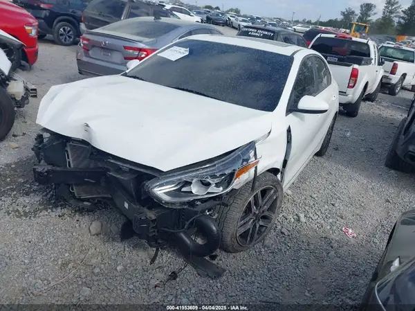 3KPF34AD9KE013236 2019 KIA FORTE - Image 2