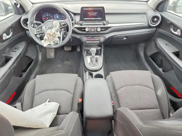 3KPF34AD9KE014130 2019 KIA FORTE - Image 8