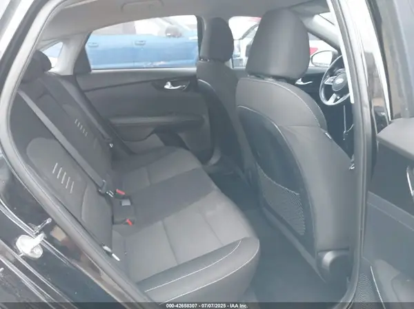 3KPF34AD9KE015682 2019 KIA FORTE - Image 8