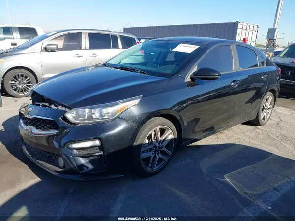 3KPF34AD9KE017044 2019 KIA FORTE - Image 2