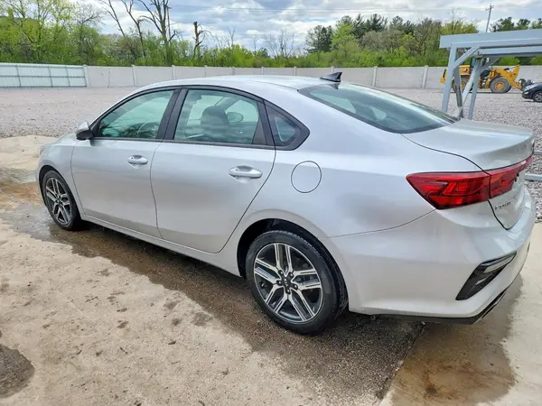 3KPF34AD9KE023538 2019 KIA FORTE - Image 2