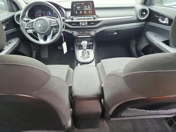3KPF34AD9KE023538 2019 KIA FORTE - Image 8