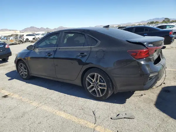 3KPF34AD9KE023605 2019 KIA FORTE - Image 2