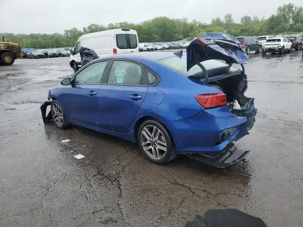 3KPF34AD9KE027685 2019 KIA FORTE - Image 2