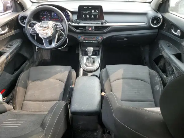 3KPF34AD9KE029758 2019 KIA FORTE - Image 8