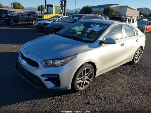 3KPF34AD9KE039674 2019 KIA FORTE - Image 2