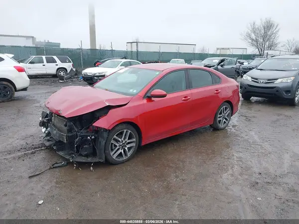 3KPF34AD9KE042266 2019 KIA FORTE - Image 2