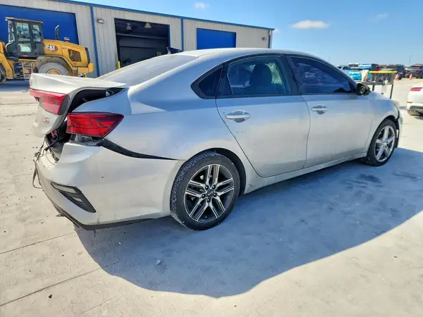 3KPF34AD9KE044261 2019 KIA FORTE - Image 2