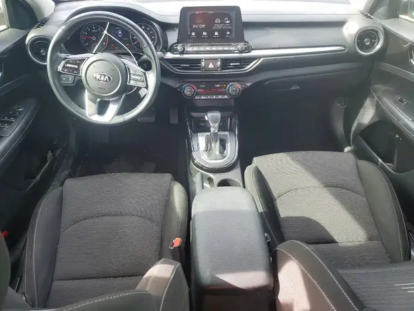 3KPF34AD9KE062808 2019 KIA FORTE - Image 8