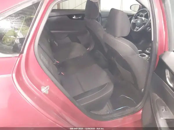 3KPF34AD9KE063957 2019 KIA FORTE - Image 8