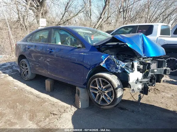 3KPF34AD9KE064512 2019 KIA FORTE - Image 1