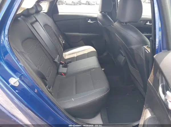 3KPF34AD9LE235101 2020 KIA FORTE - Image 8
