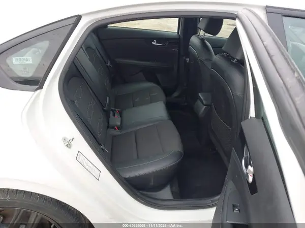 3KPF34AD9ME282968 2021 KIA FORTE - Image 8