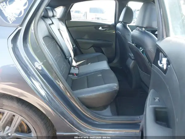 3KPF34AD9ME283084 2021 KIA FORTE - Image 8
