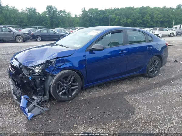 3KPF34AD9ME290195 2021 KIA FORTE - Image 2