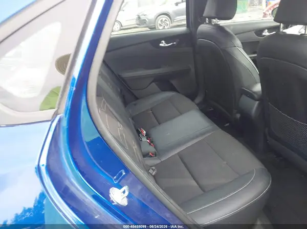 3KPF34AD9ME290195 2021 KIA FORTE - Image 8