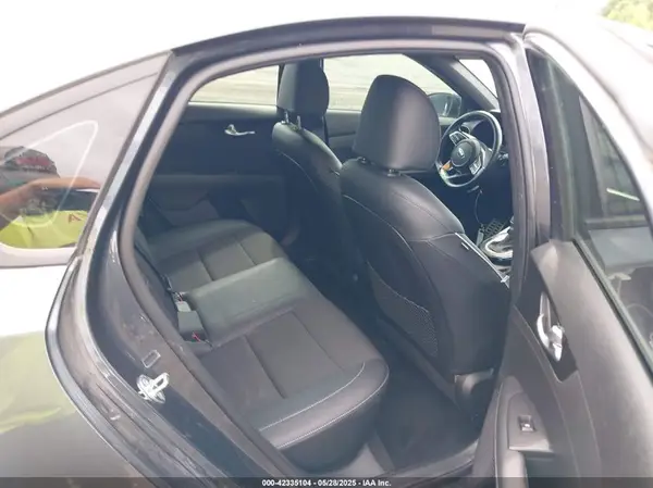 3KPF34AD9ME293470 2021 KIA FORTE - Image 8
