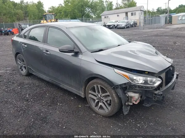 3KPF34AD9ME312406 2021 KIA FORTE - Image 1