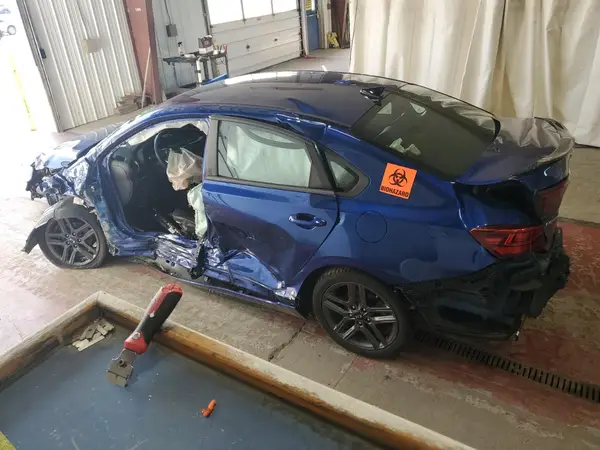 3KPF34AD9ME313782 2021 KIA FORTE - Image 2
